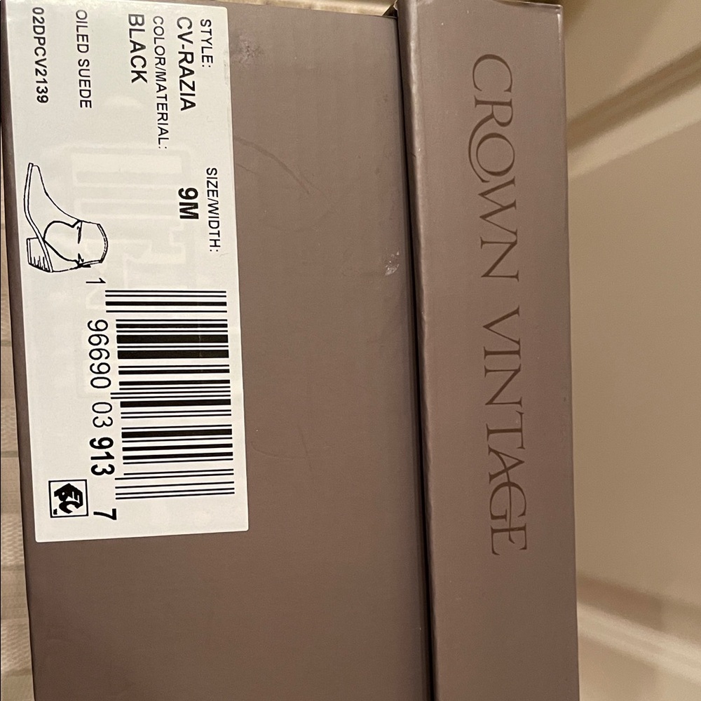 Crown Vintage Elegant Black Ankle Booties - Picture 5 of 5